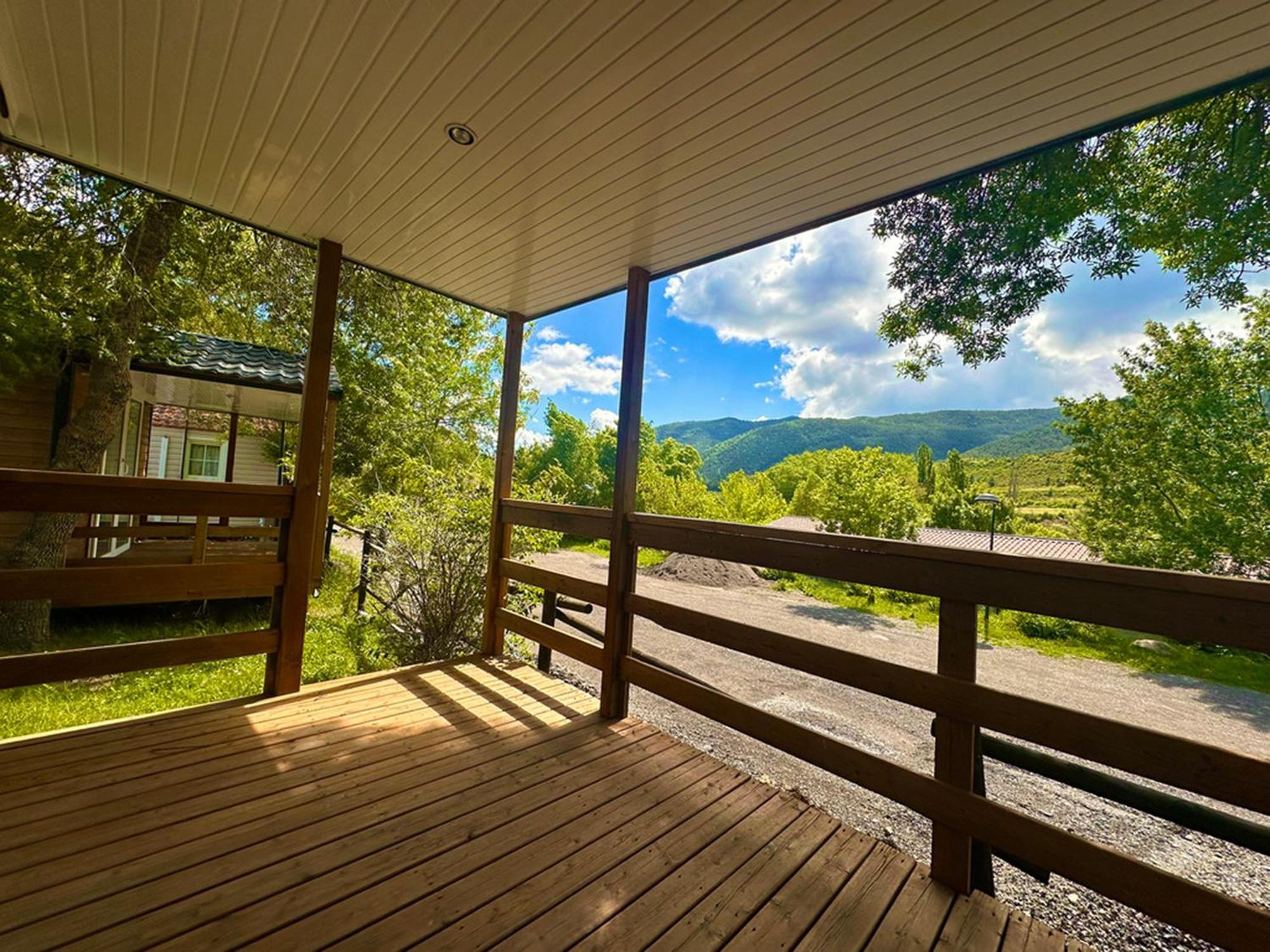 Bungalows Y Cabanas Solopuent Natur كاستيلو دي جاكا المظهر الخارجي الصورة